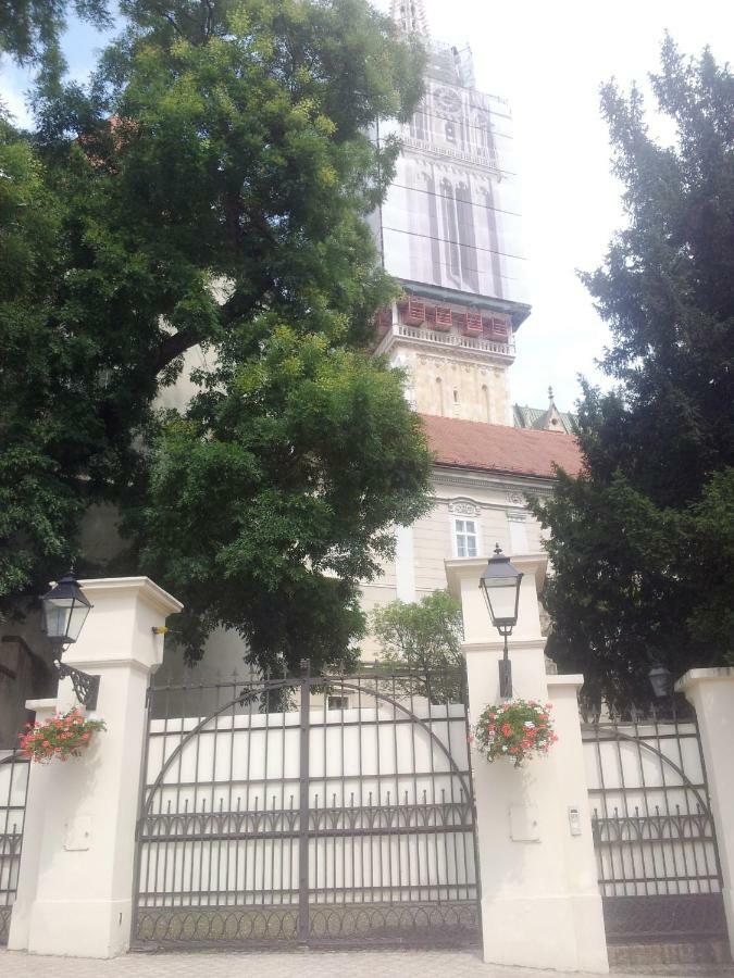 Apartment History Zagreb Eksteriør billede